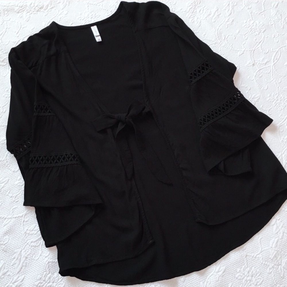 NWOT Xhilaration Hi-Lo Cardigan